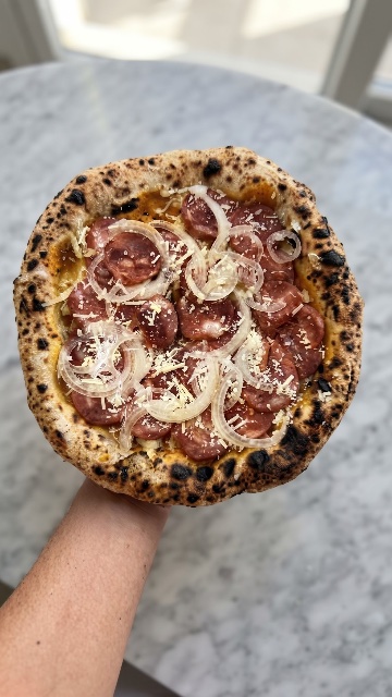 CALABRESA COM CEBOLA